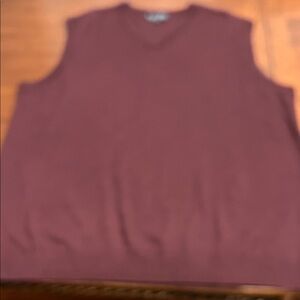 Hart Schaffner Marx Men's Burgundy V-Neck Sweater Vest